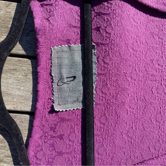 Duster, hand made kimono, plum with deep pockets and side slit - Picture 5 of 9